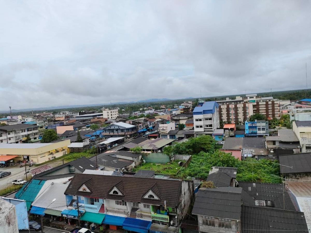 Intertower Hotel Sungai Kolok Exteriör bild