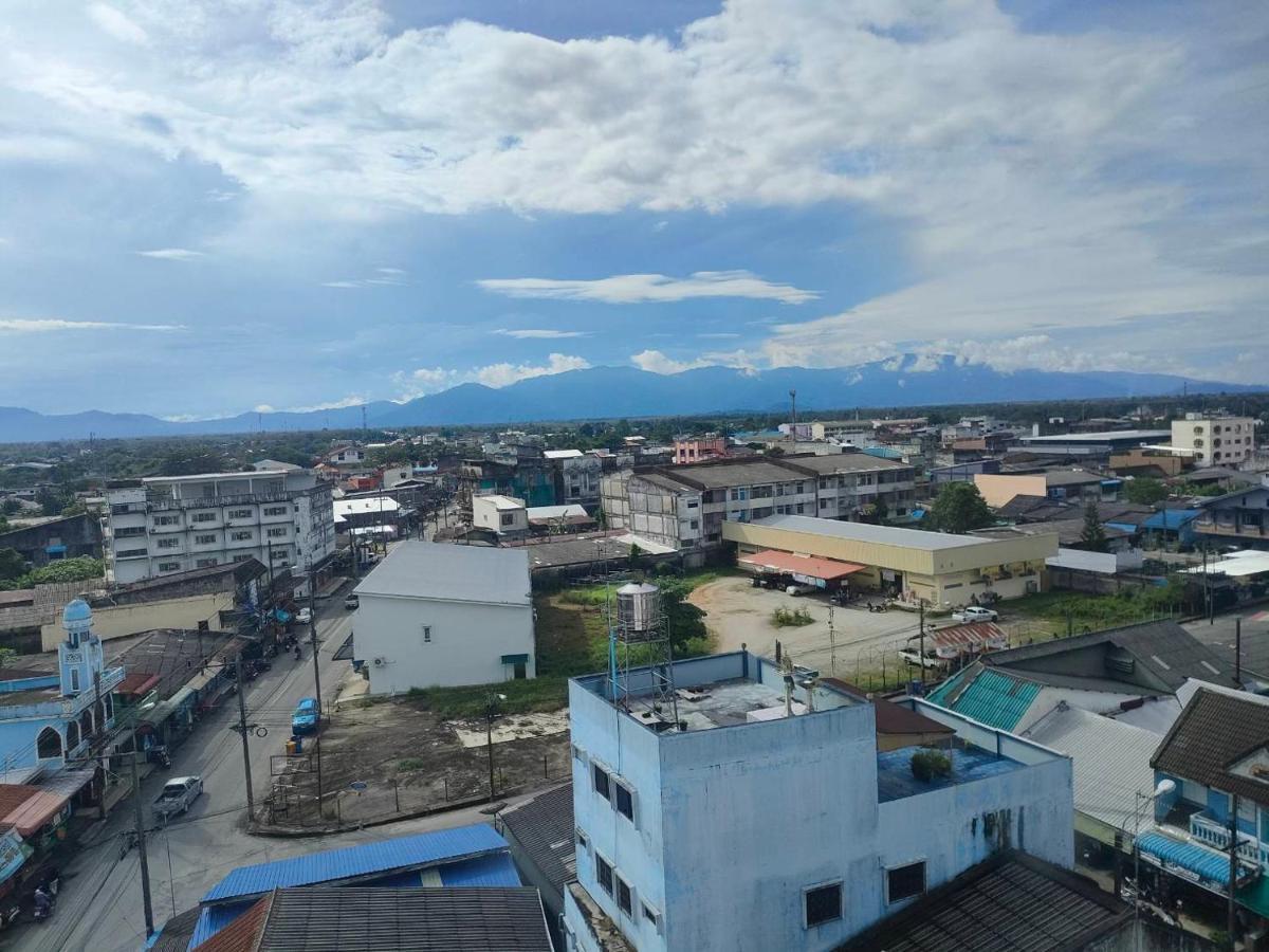 Intertower Hotel Sungai Kolok Exteriör bild