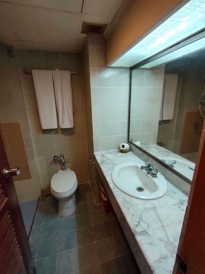 Intertower Hotel Sungai Kolok Exteriör bild
