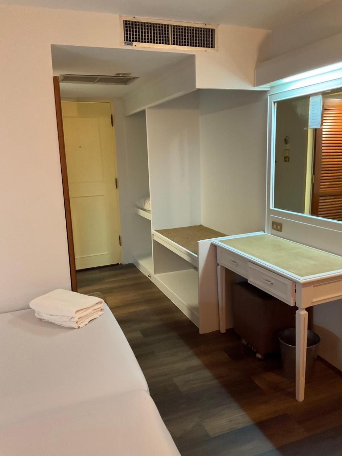 Intertower Hotel Sungai Kolok Exteriör bild